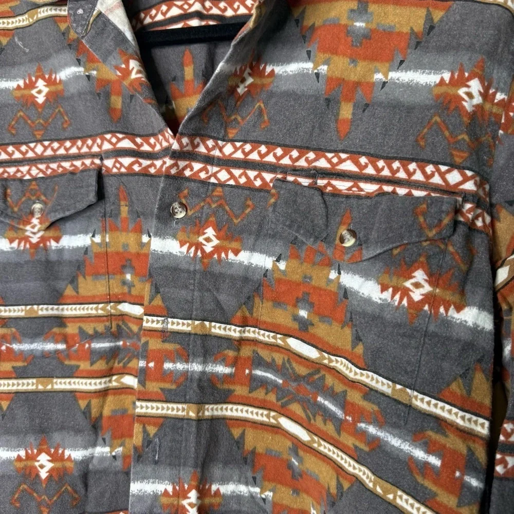 Geometric Patterned Button-Up Shirt